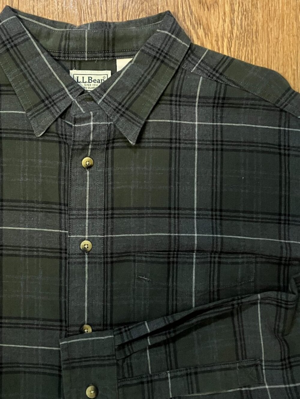 LL Bean Flannel Shirt XL Tall Green Gray Tartan Plaid